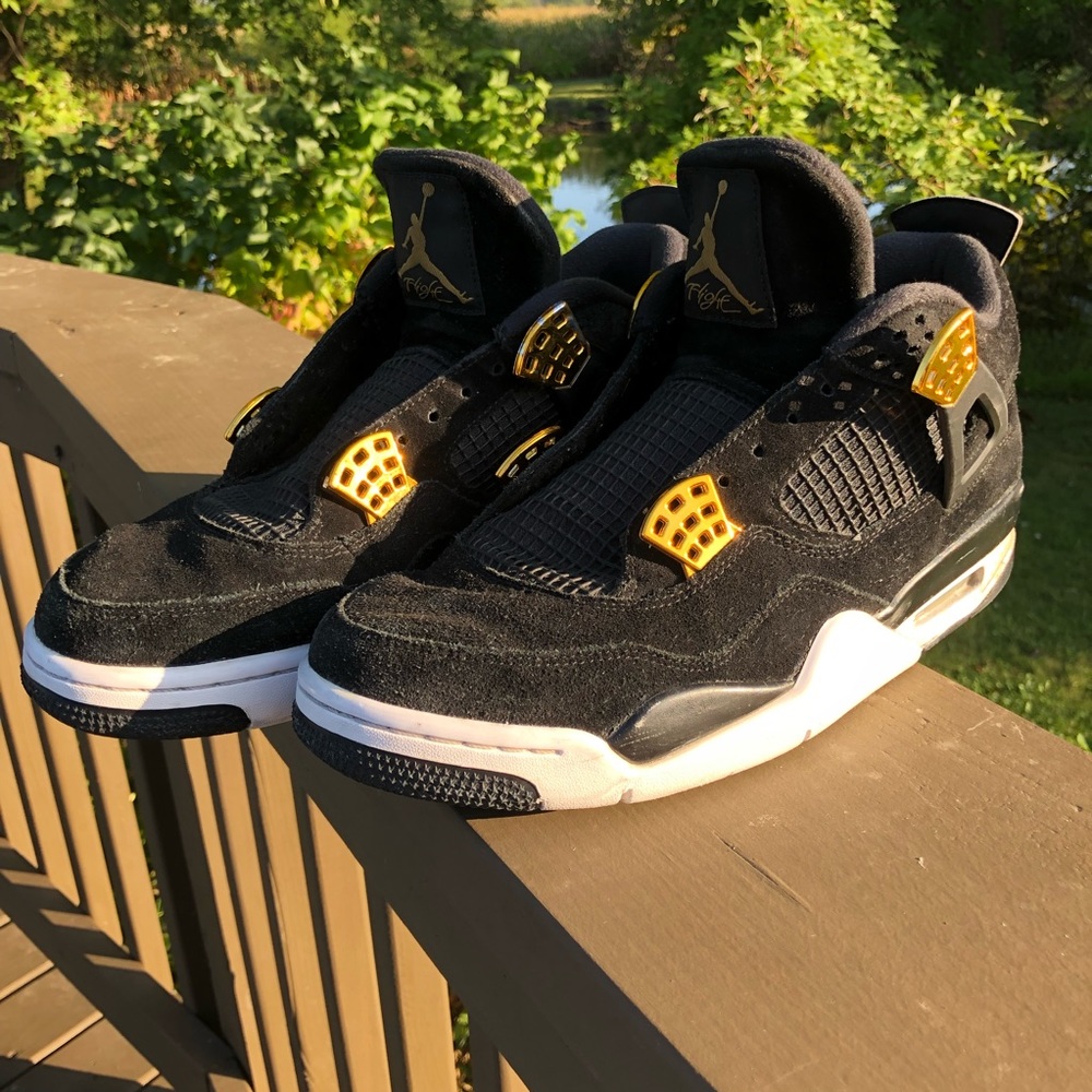 SOLD: Air Jordan Retro Royalty